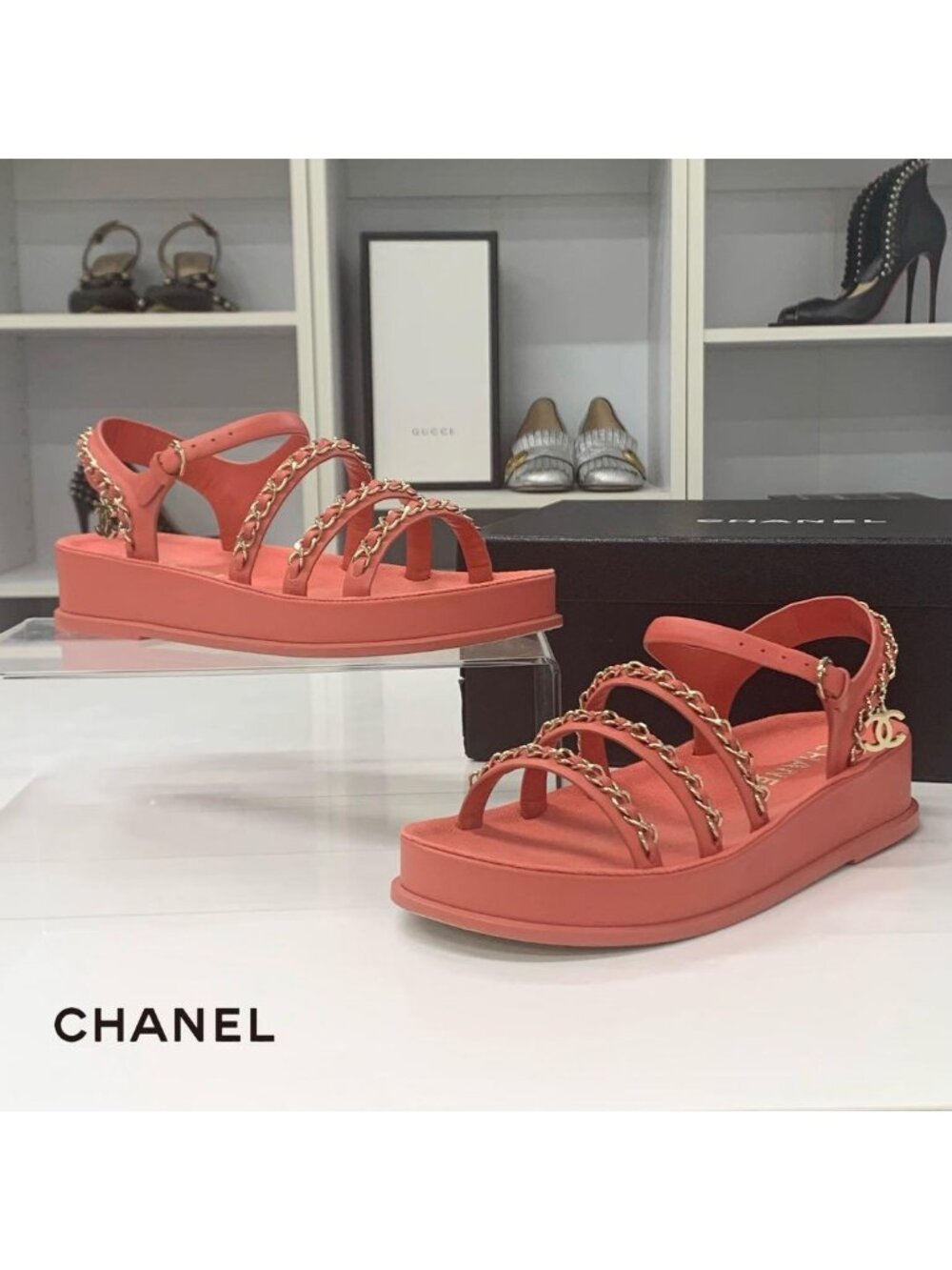 Chanel Leather CC Logo Chain Sandals Pink